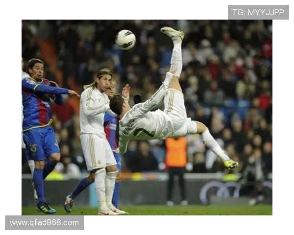 足球明星们的绝妙射门瞬间展现技艺与激情的完美结合